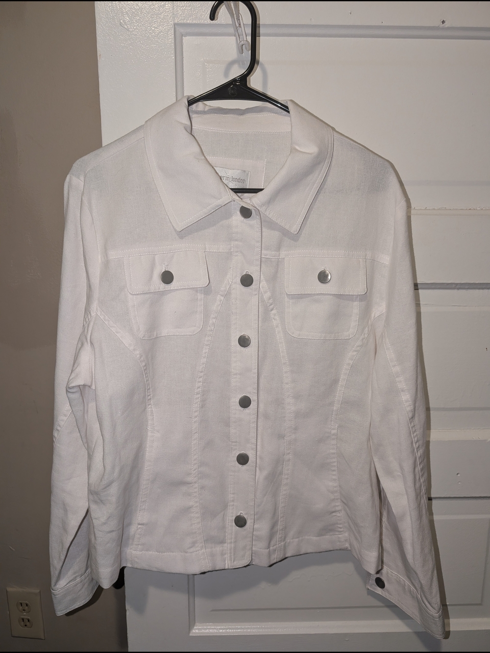 erin london White Button-Front Jean Jacket